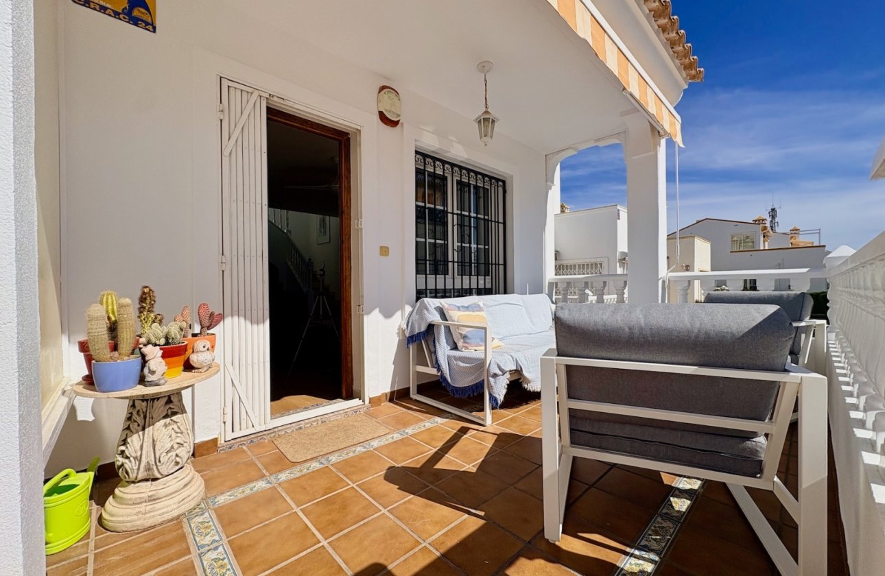 Resale - Villa - Orihuela - Villamartin
