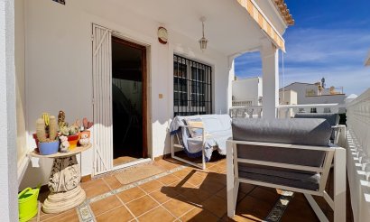 Resale - Villa - Orihuela - Villamartin