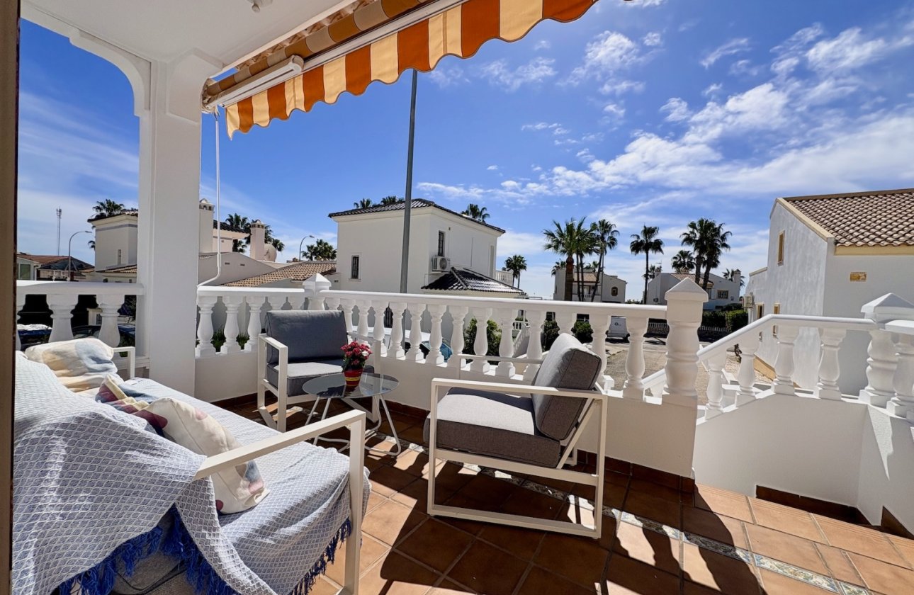 Resale - Villa - Orihuela - Villamartin