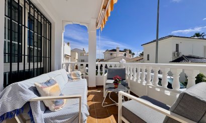 Resale - Villa - Orihuela - Villamartin