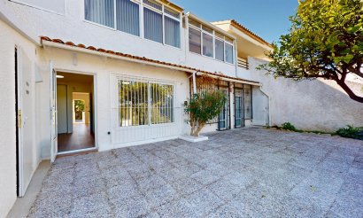 Resale - Bungalow - Orihuela Costa - Villamartín