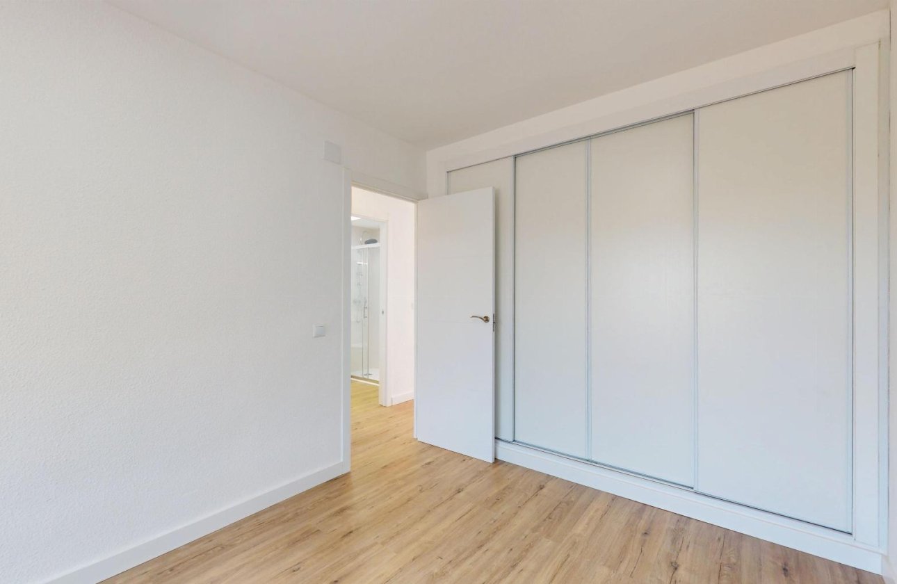 Resale - Bungalow - Orihuela Costa - Villamartín