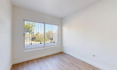 Resale - Bungalow - Orihuela Costa - Villamartín