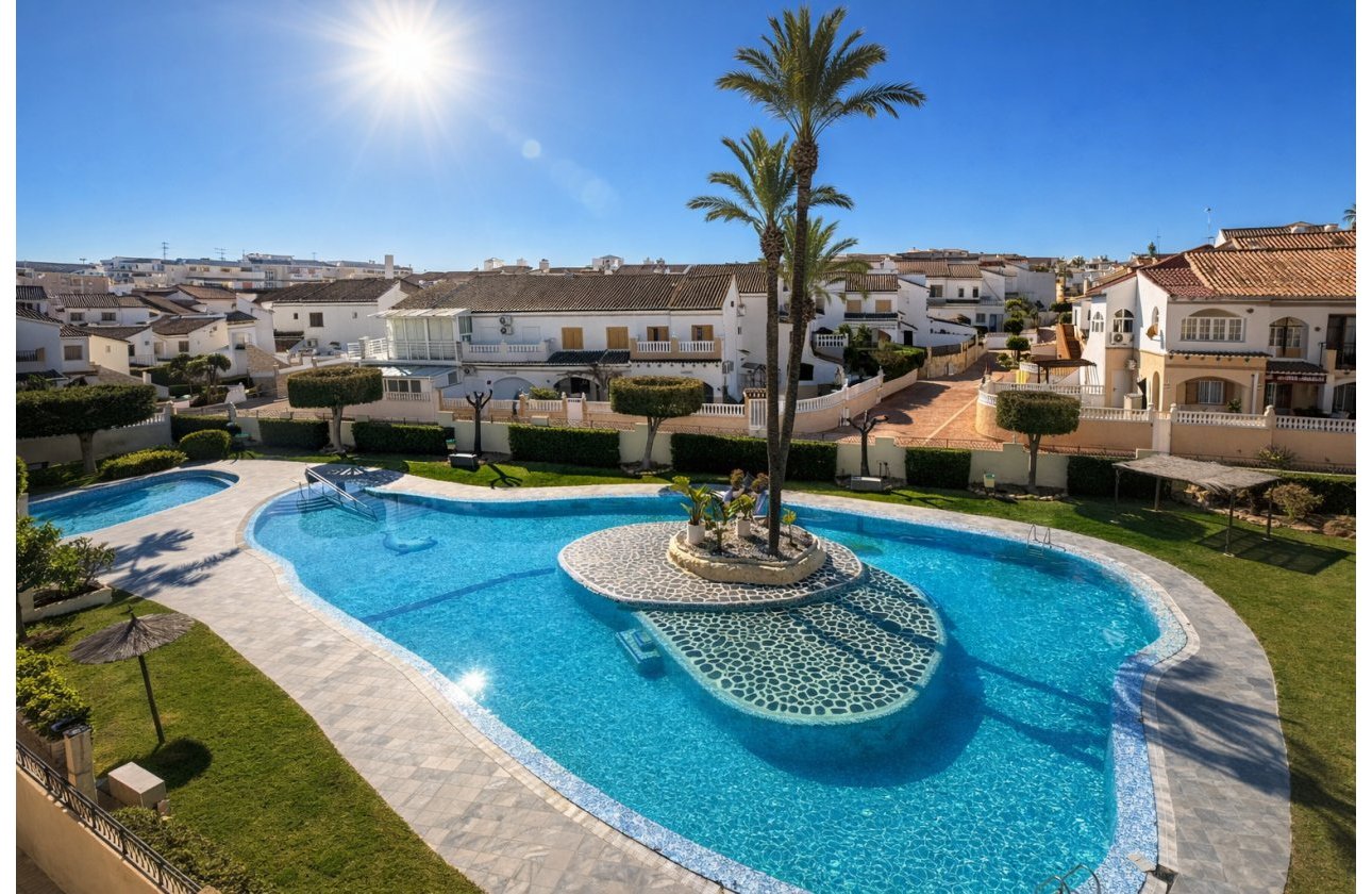 Resale - Apartment / flat - Torrevieja - PLAYA DE LA MATA