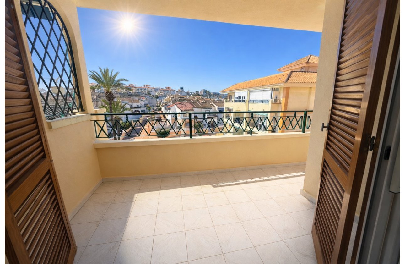 Resale - Apartment / flat - Torrevieja - PLAYA DE LA MATA