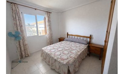 Resale - Apartment / flat - Torrevieja - PLAYA DE LA MATA
