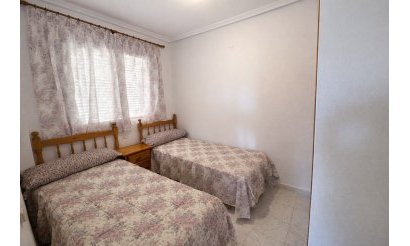 Resale - Apartment / flat - Torrevieja - PLAYA DE LA MATA