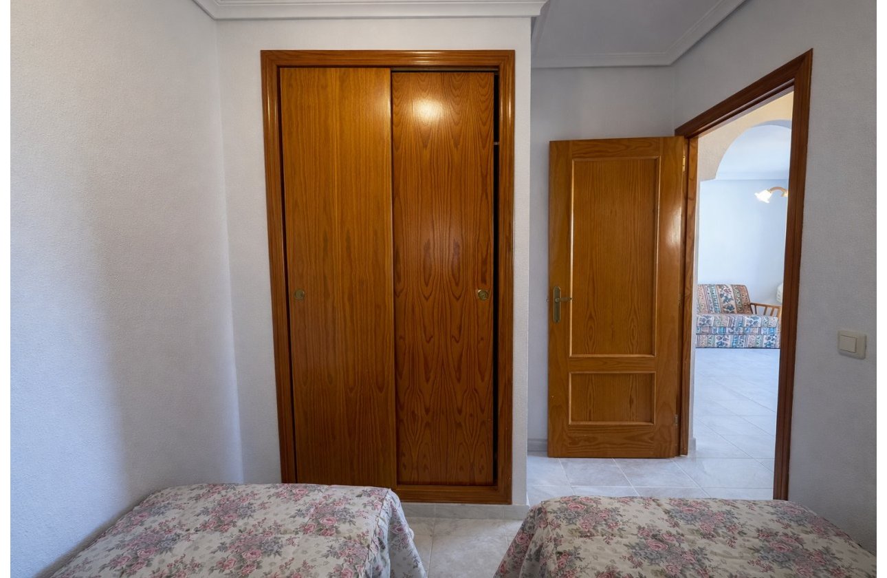 Resale - Apartment / flat - Torrevieja - PLAYA DE LA MATA