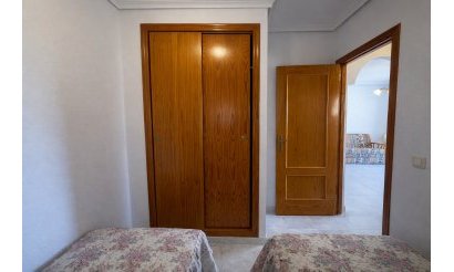 Resale - Apartment / flat - Torrevieja - PLAYA DE LA MATA