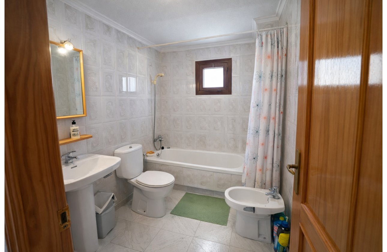 Resale - Apartment / flat - Torrevieja - PLAYA DE LA MATA