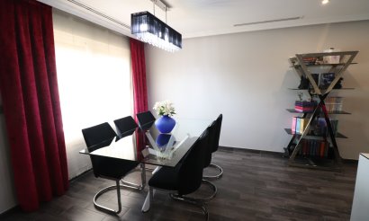 Resale - Townhouse - Redován - Redovan - Town