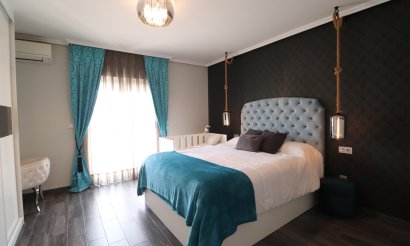 Resale - Townhouse - Redován - Redovan - Town