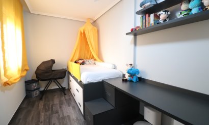 Resale - Townhouse - Redován - Redovan - Town