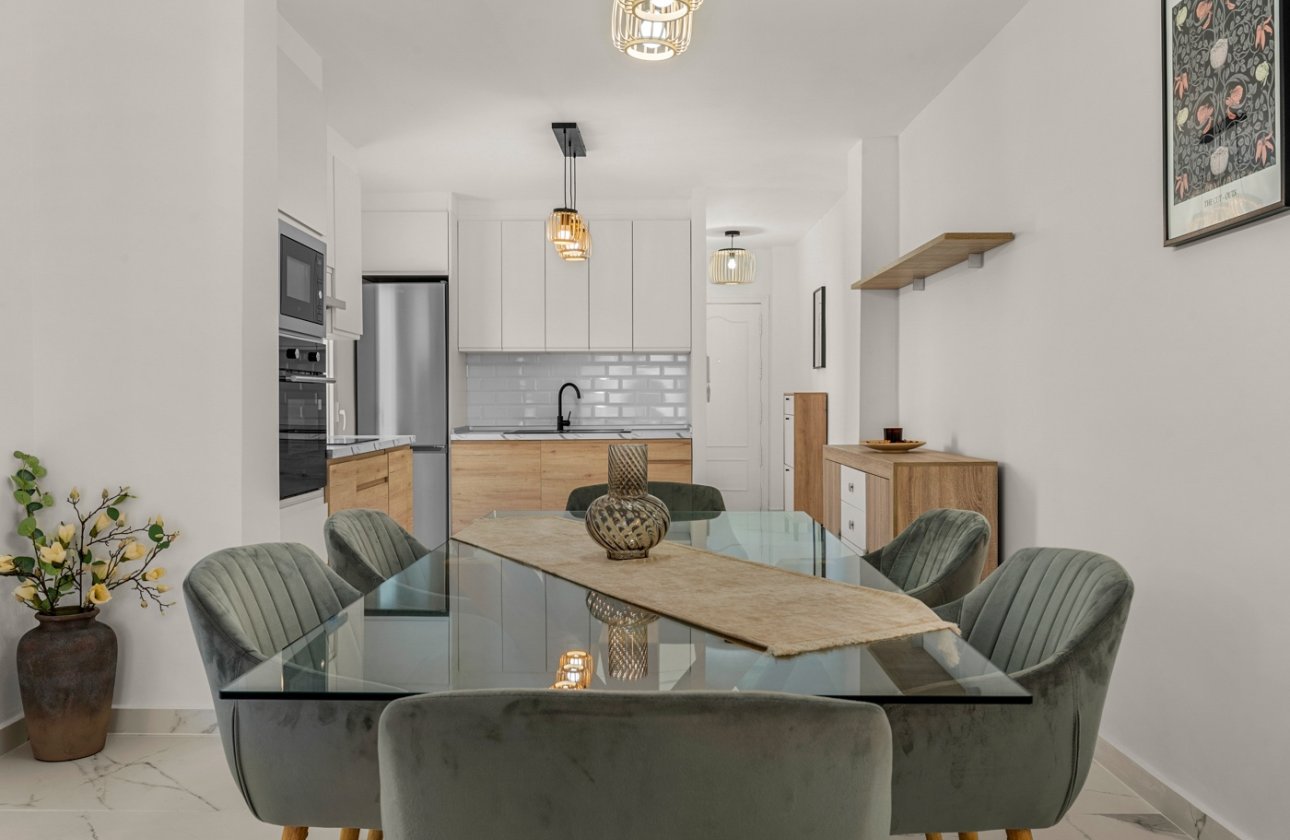 Resale - Apartment / flat - Torrevieja - Playa de El Cura