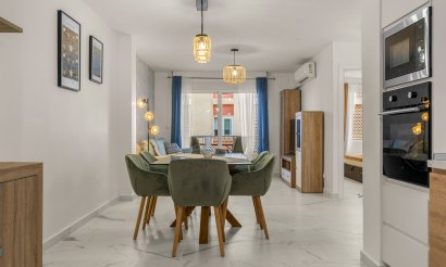 Resale - Apartment / flat - Torrevieja - Playa de El Cura