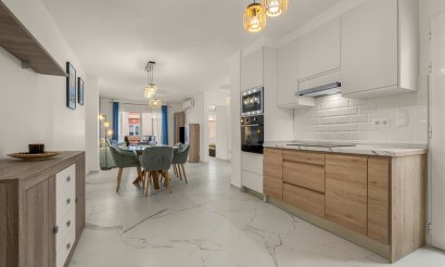 Resale - Apartment / flat - Torrevieja - Playa de El Cura