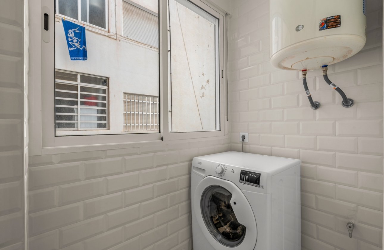 Resale - Apartment / flat - Torrevieja - Playa de El Cura