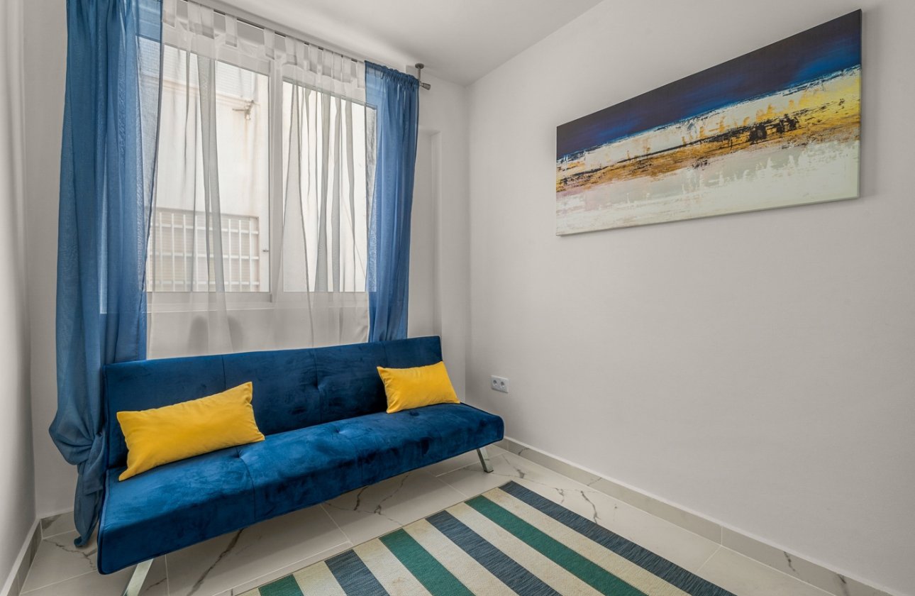 Resale - Apartment / flat - Torrevieja - Playa de El Cura
