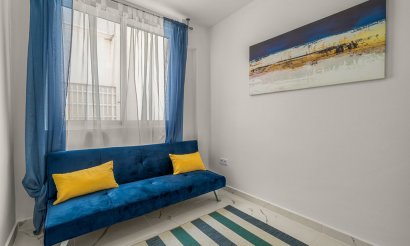 Resale - Apartment / flat - Torrevieja - Playa de El Cura