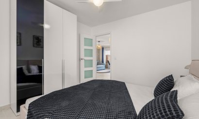 Resale - Apartment / flat - Torrevieja - Playa de El Cura