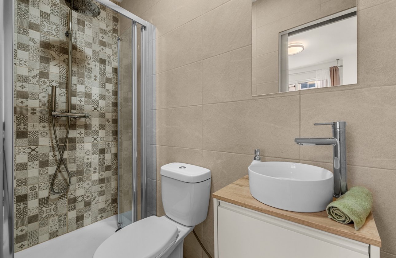 Resale - Apartment / flat - Torrevieja - Playa de El Cura