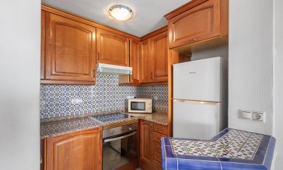 Resale - Apartment / flat - Torrevieja - Urb. Rosaleda