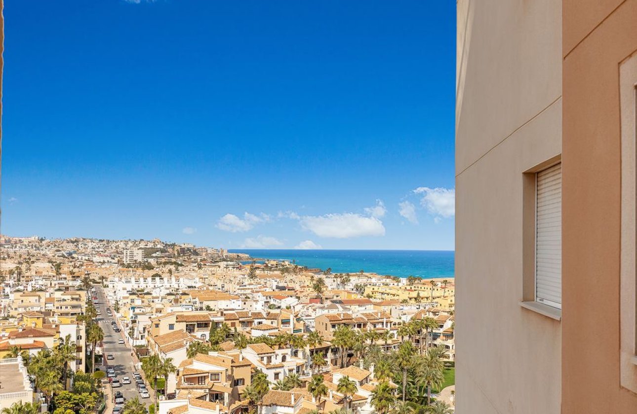 Resale - Apartment / flat - Torrevieja - Urb. Rosaleda