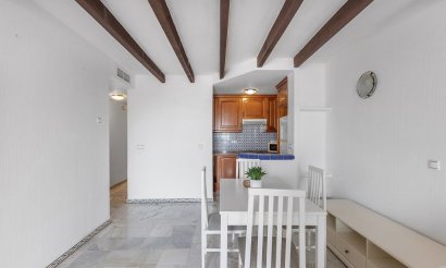 Resale - Apartment / flat - Torrevieja - Urb. Rosaleda