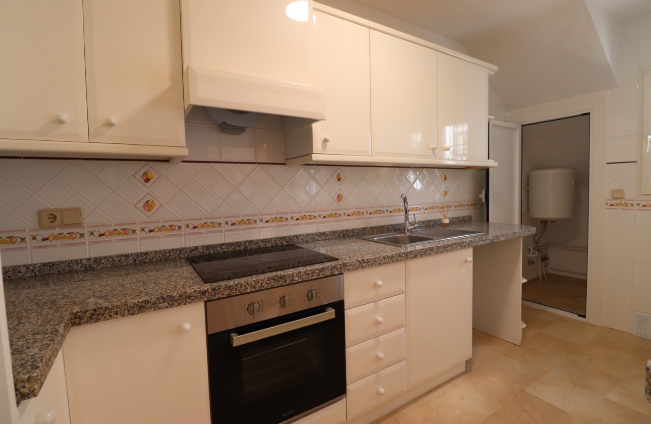 Resale - Bungalow - Orihuela Costa - Villamartin