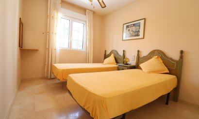 Resale - Bungalow - Orihuela Costa - Villamartin