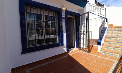 Resale - Bungalow - Orihuela Costa - Villamartin