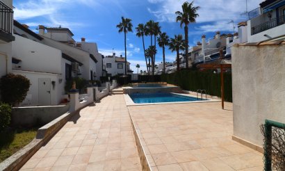 Resale - Bungalow - Orihuela Costa - Villamartin