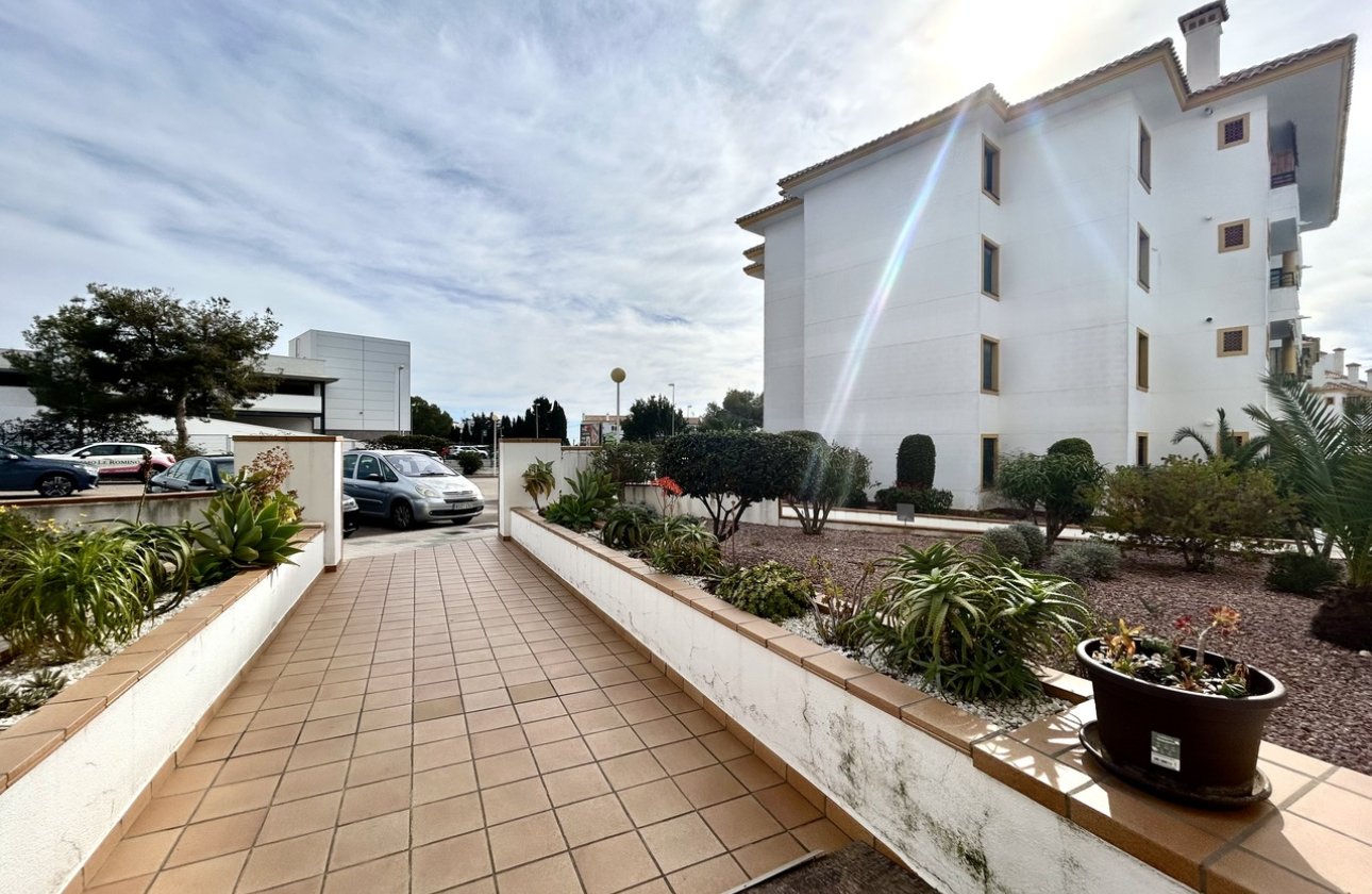 Resale - Apartment / flat - Campoamor - Campoamor R-5