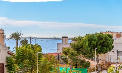 Resale - Villa / Semi detached - Torre de la Horadada - Torre de La Horadada - Town