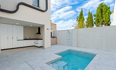 Resale - Villa / Semi detached - Torre de la Horadada - Torre de La Horadada - Town