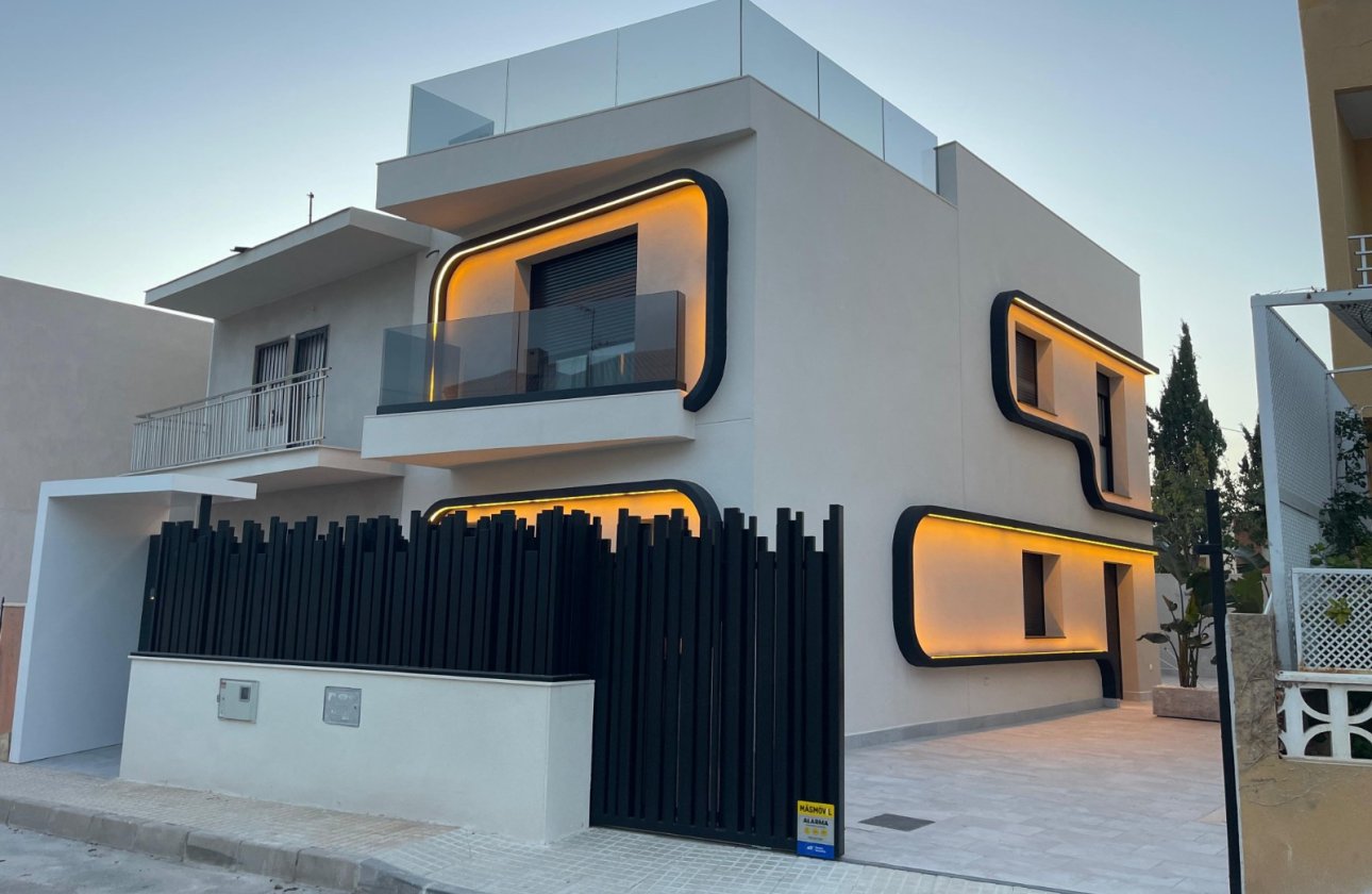 Resale - Villa / Semi detached - Torre de la Horadada - Torre de La Horadada - Town