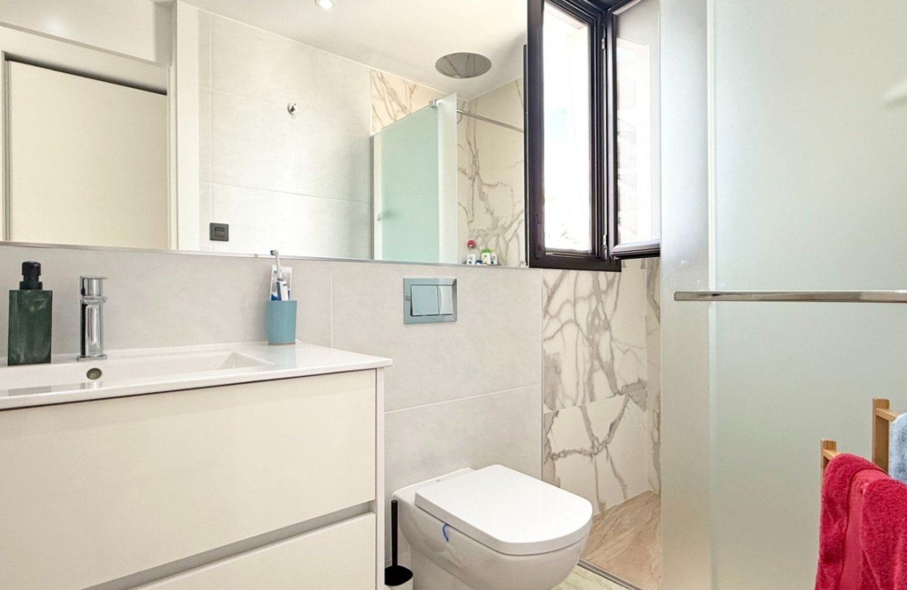 Resale - Villa - Orihuela Costa - Villamartín