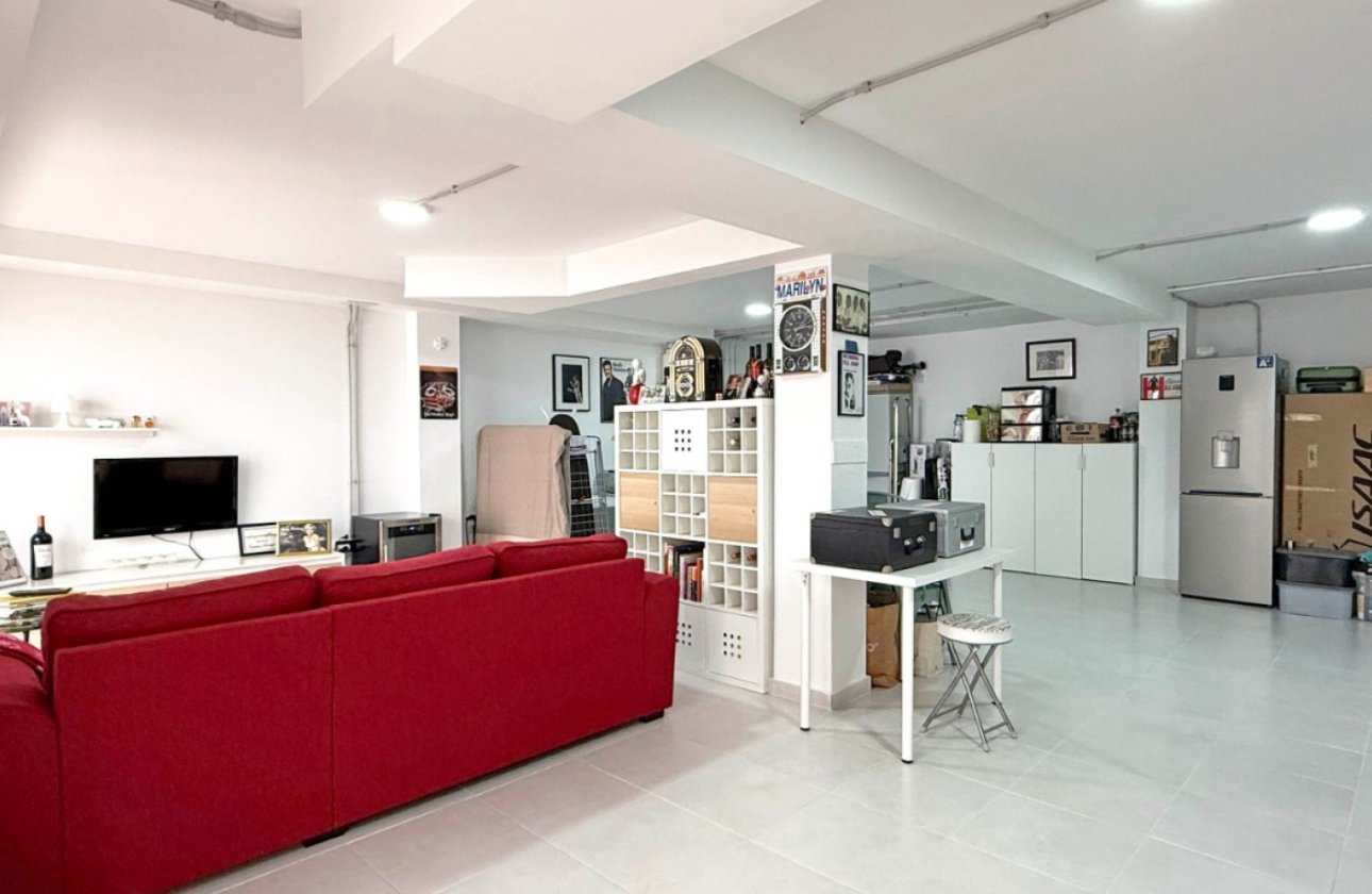 Resale - Villa - Orihuela Costa - Villamartín