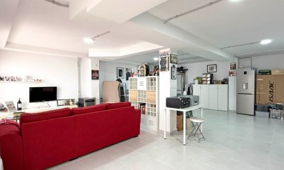 Resale - Villa - Orihuela Costa - Villamartín