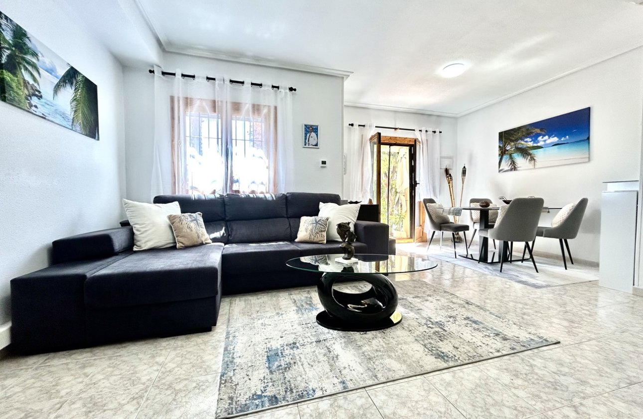 Resale - Townhouse - Orihuela Costa - Playa Flamenca