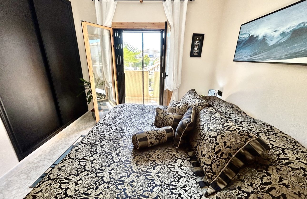 Resale - Townhouse - Orihuela Costa - Playa Flamenca