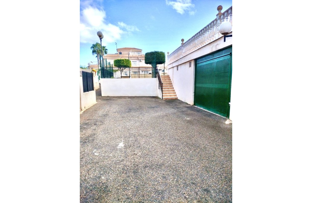 Resale - Townhouse - Orihuela Costa - Playa Flamenca
