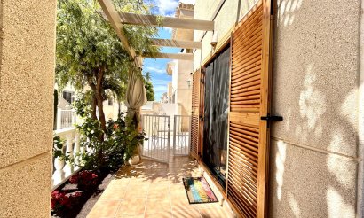 Resale - Townhouse - Orihuela Costa - Playa Flamenca