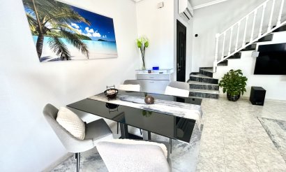 Resale - Townhouse - Orihuela Costa - Playa Flamenca