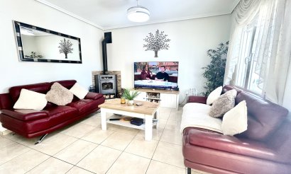 Revente - Villa - Orihuela Costa - Villamartin