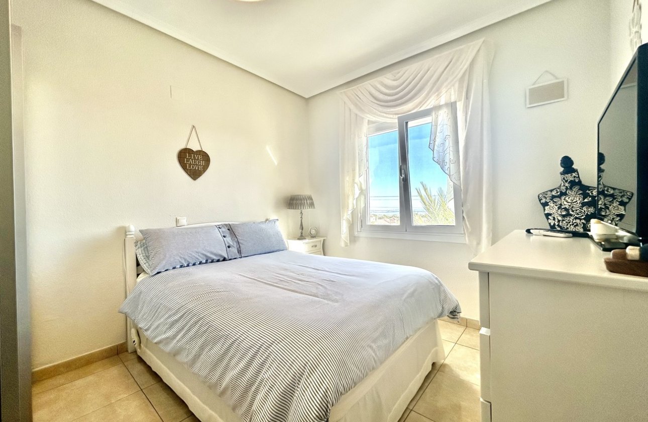 Revente - Villa - Orihuela Costa - Villamartin