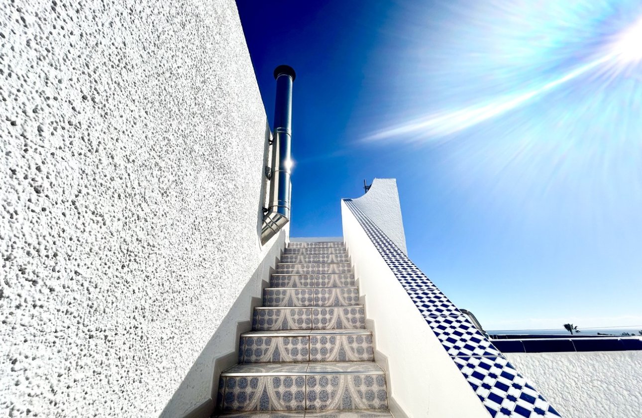 Revente - Villa - Orihuela Costa - Villamartin