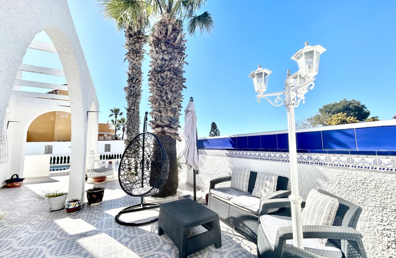 Revente - Villa - Orihuela Costa - Villamartin