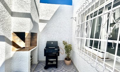 Revente - Villa - Orihuela Costa - Villamartin