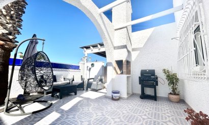 Revente - Villa - Orihuela Costa - Villamartin